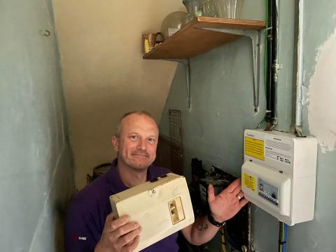 Signs You Need a Rewire - Advice From Your Local Electrician in Loughton